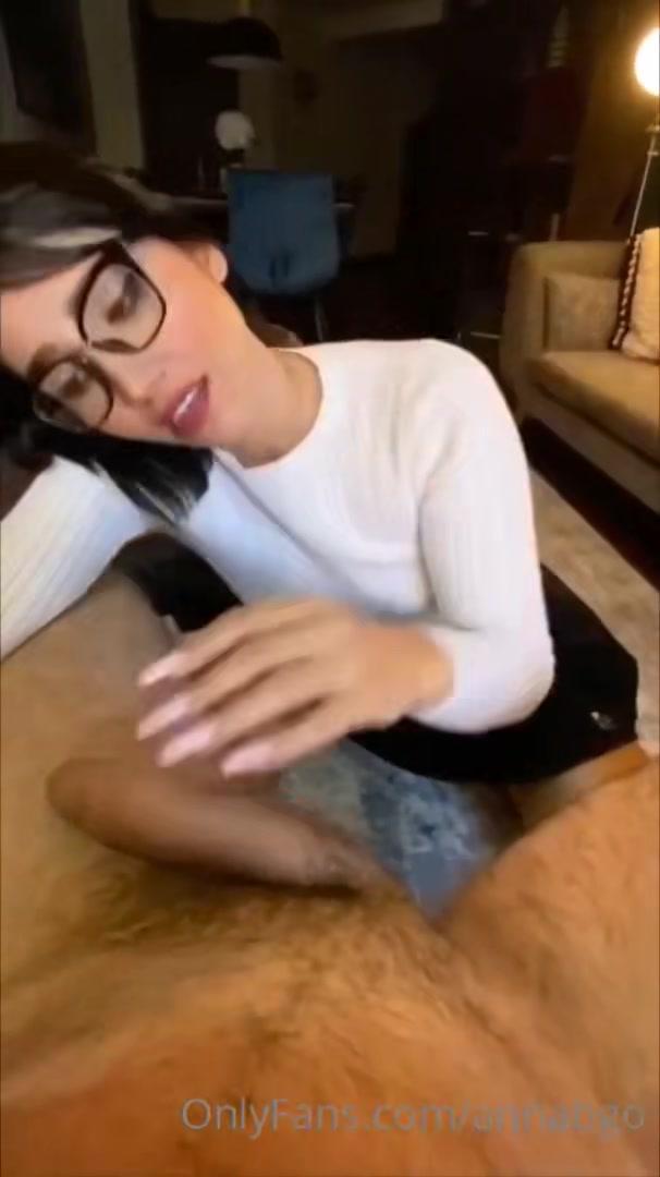 annabgo_blowjob_nerd_role_play_onlyfans_video_leaked-bnpwii