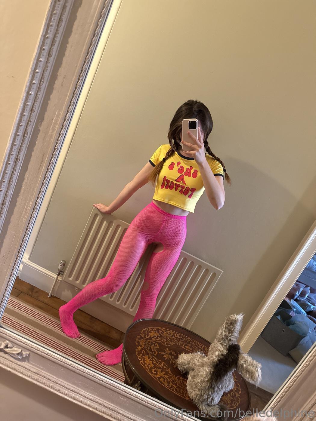 belle_delphine_nude_pervert_shirt_onlyfans_set_leaked-roflft