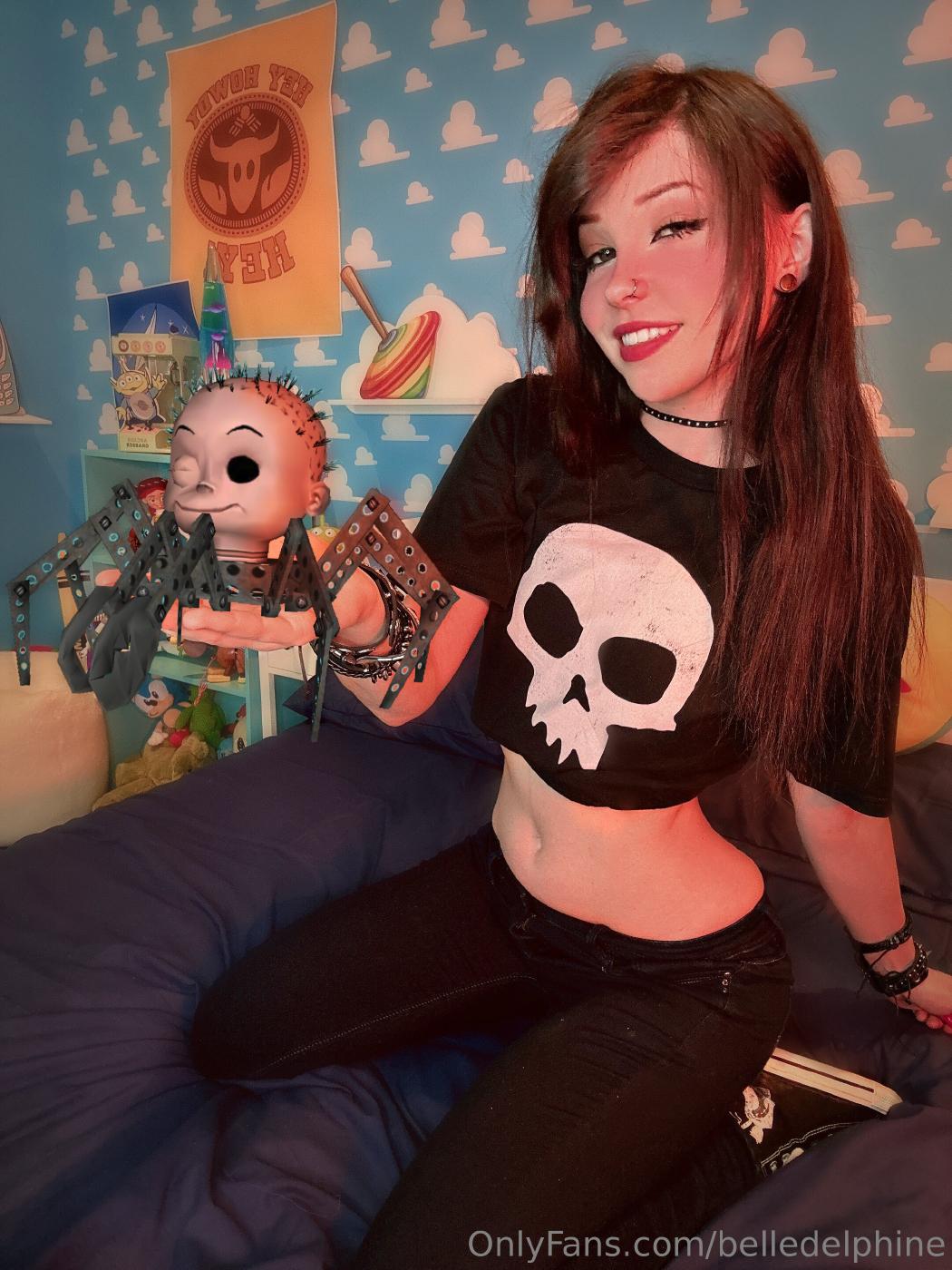 belle_delphine_nude_sid_toy_story_cosplay_onlyfans_set_leaked-cnygei