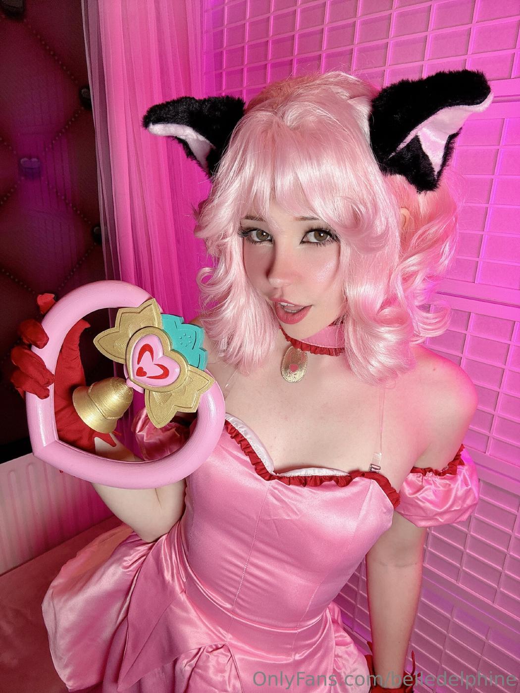 belle_delphine_sexy_ichigo_momomiya_cosplay_onlyfans_set_leaked-bditap