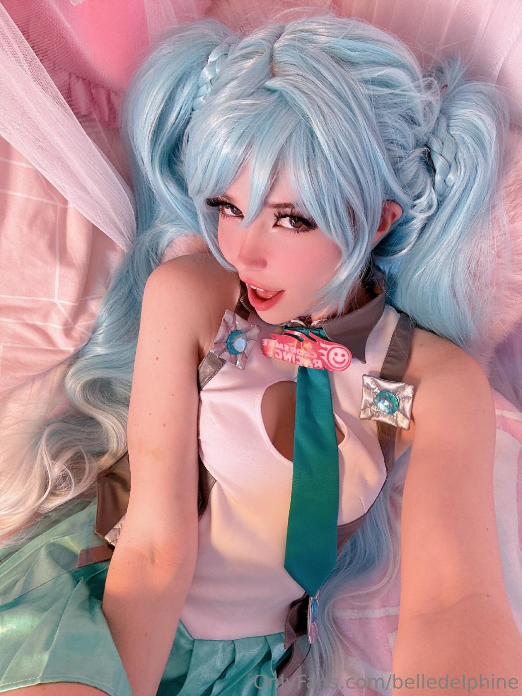 belle_delphine_sexy_miku_cosplay_onlyfans_set_leaked-moucbz
