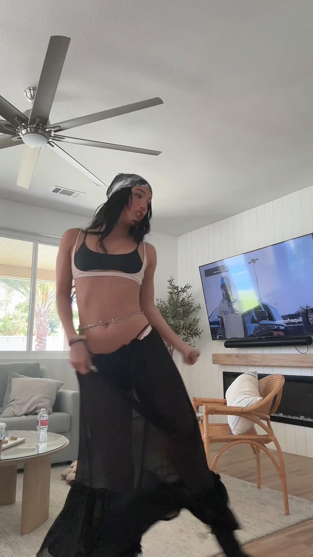 charli_damelio_nude_ass_twerk_video_leaked-fmapgk