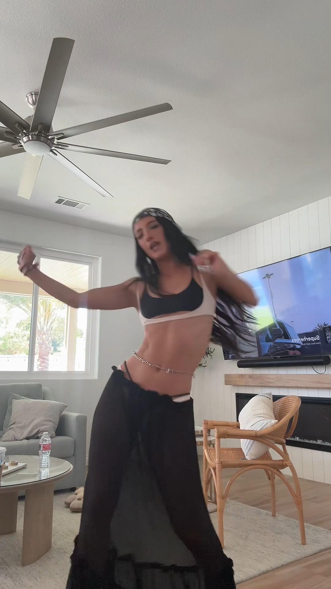 charli_damelio_nude_ass_twerk_video_leaked-umupoo