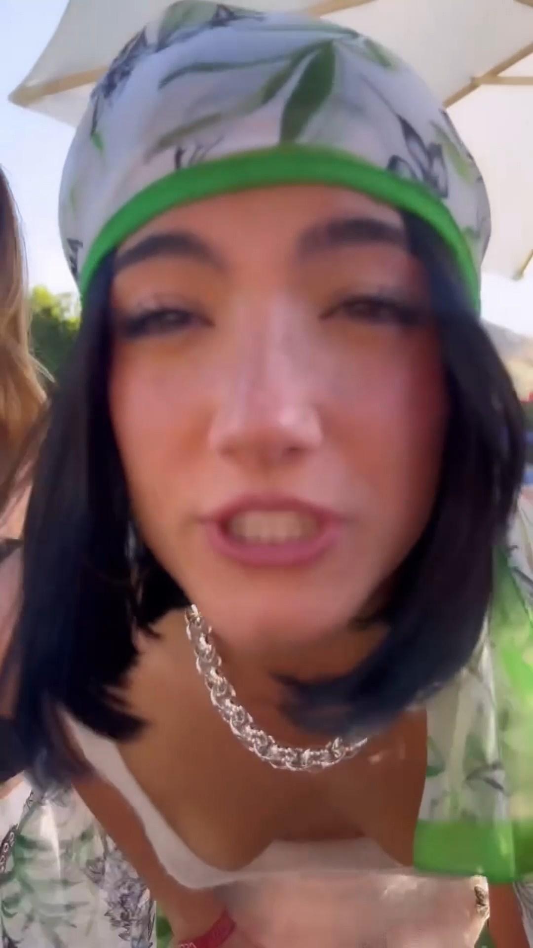 charli_damelio_nude_tits_nipple_slip_video_leaked-jadyoh