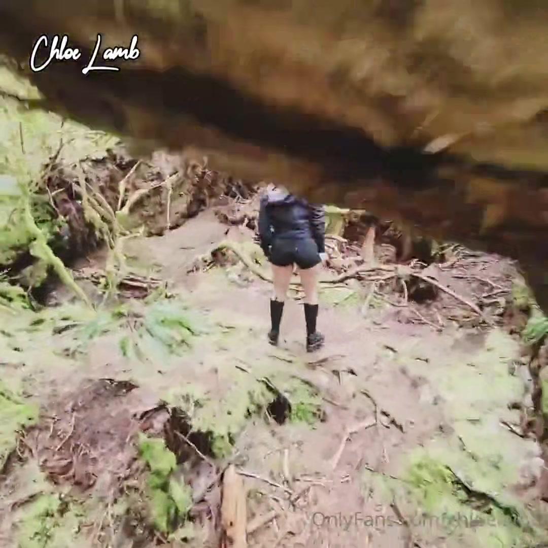 chloe_lamb_nude_outdoor_blowjob_onlyfans_video_leaked-jaionk