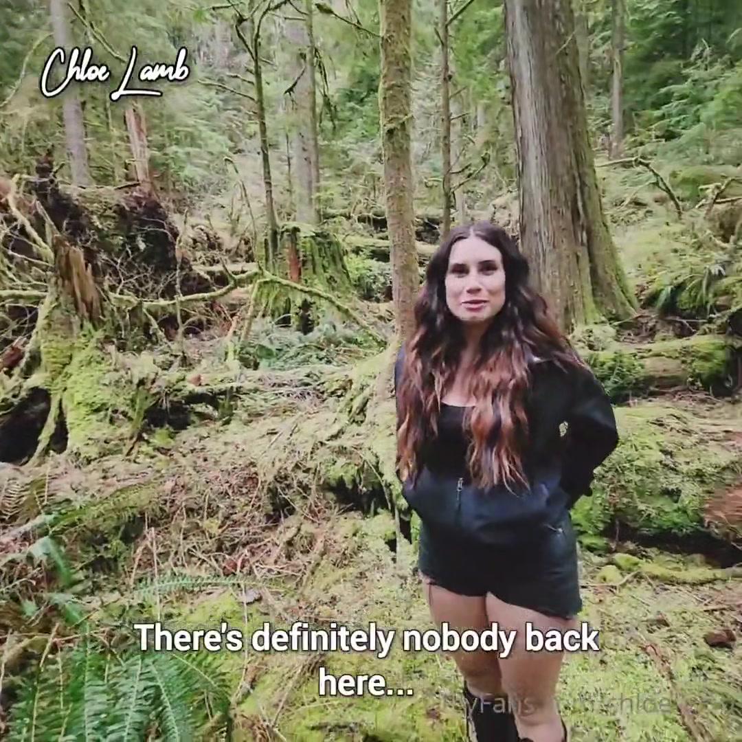 chloe_lamb_nude_outdoor_blowjob_onlyfans_video_leaked-nihkxl