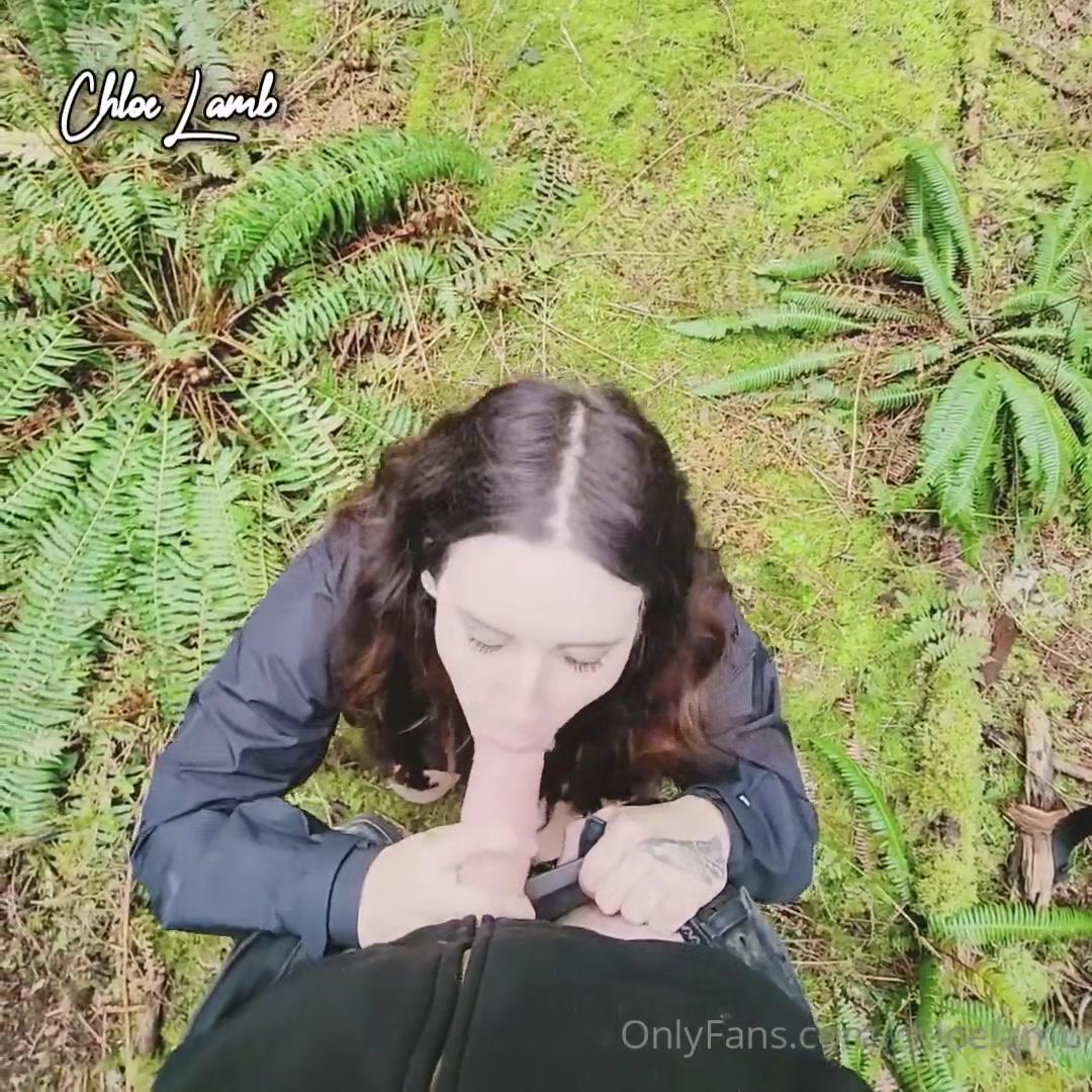 chloe_lamb_nude_outdoor_blowjob_onlyfans_video_leaked-usbesv