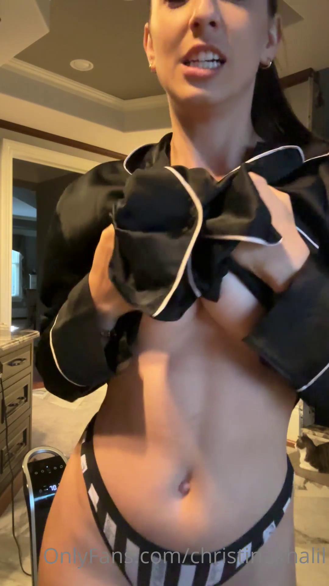 christina_khalil_getting_ready_for_bed_onlyfans_video_leaked-hcmdlc