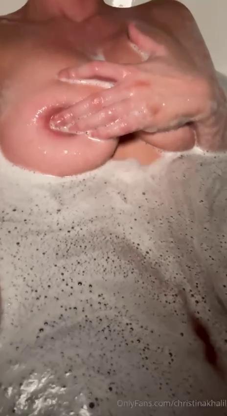 christina_khalil_nude_bath_nipple_tease_onlyfans_video_leaked-fwvhup