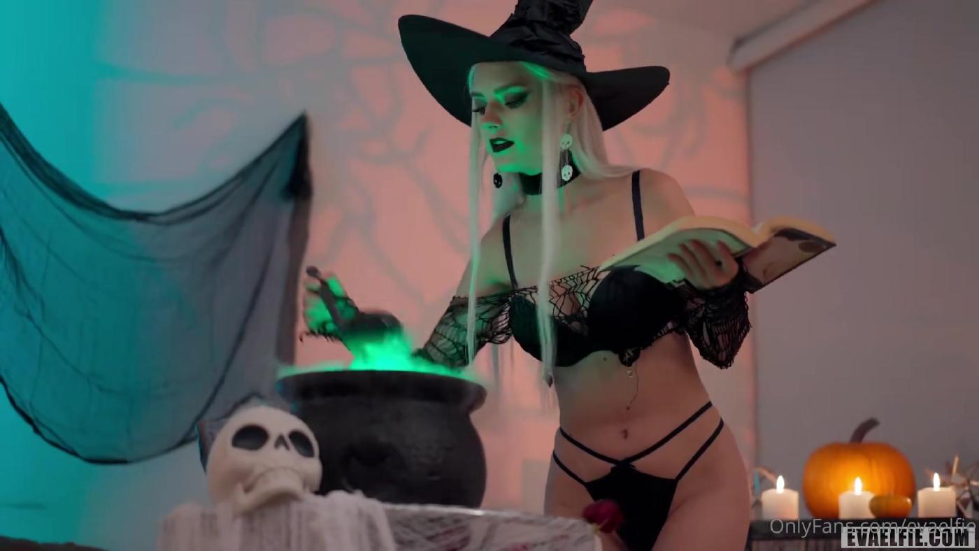 eva_elfie_blowjob_witch_cosplay_onlyfans_video_leaked-qdbqik