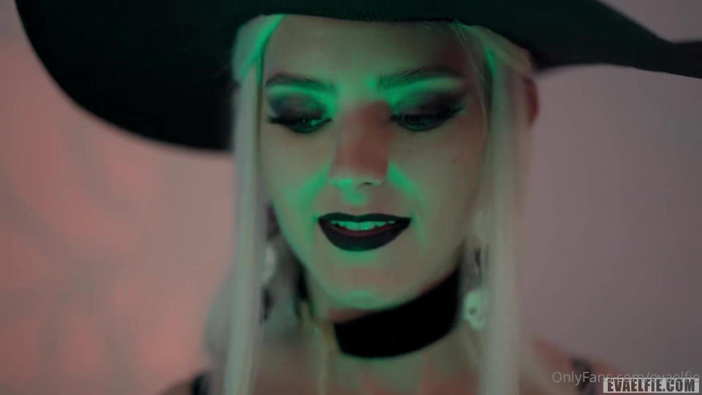 eva_elfie_blowjob_witch_cosplay_onlyfans_video_leaked-rkakqo