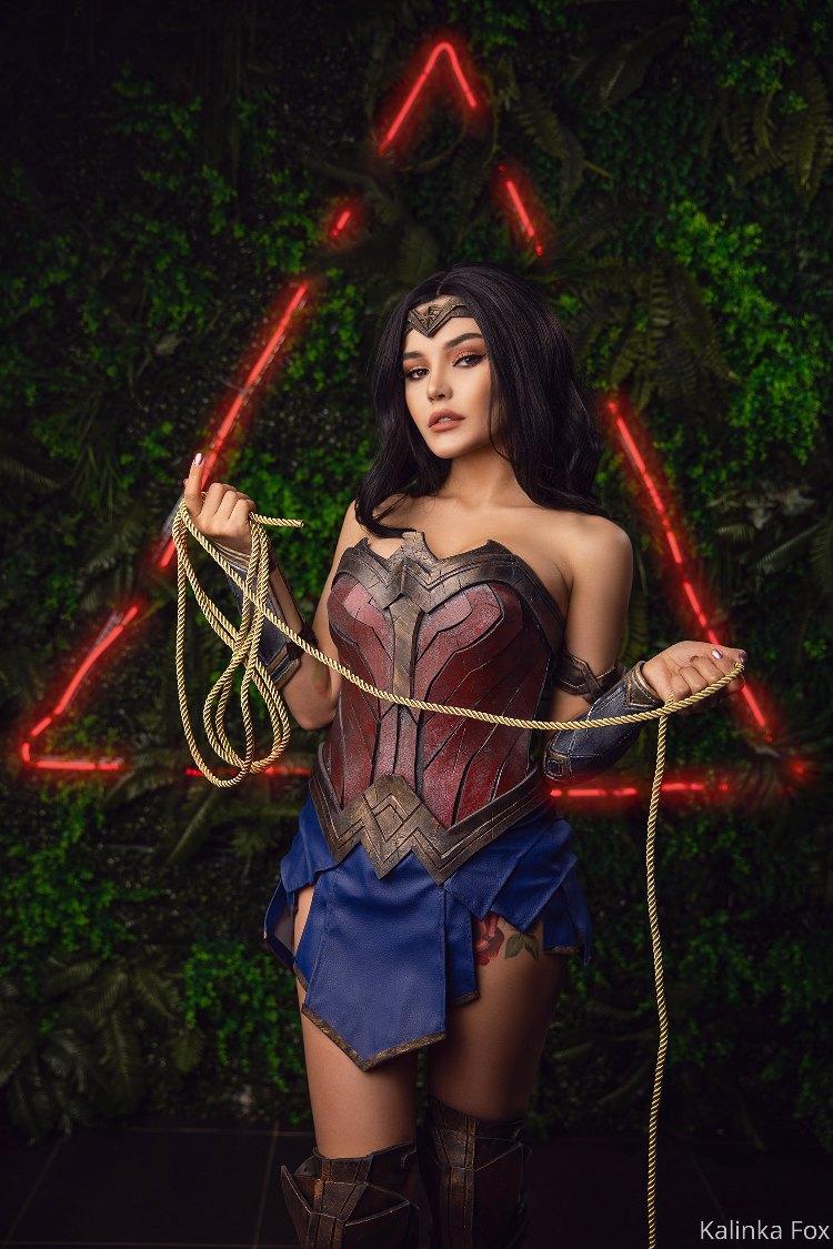 kalinka_fox_nude_wonder_woman_cosplay_onlyfans_set_leaked-gaoali
