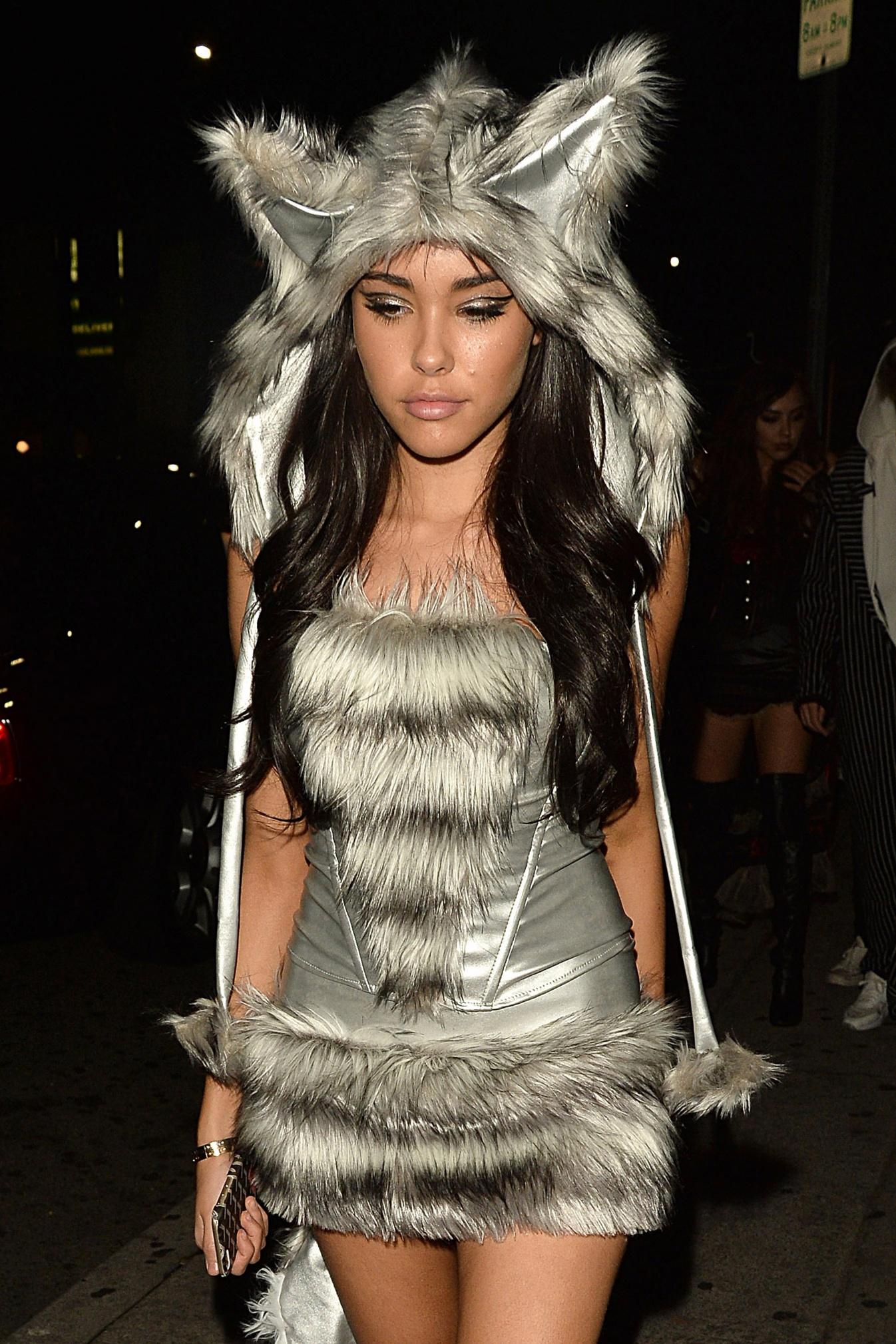 madison_beer_sexy_halloween_cosplay_set_leaked-weaqky