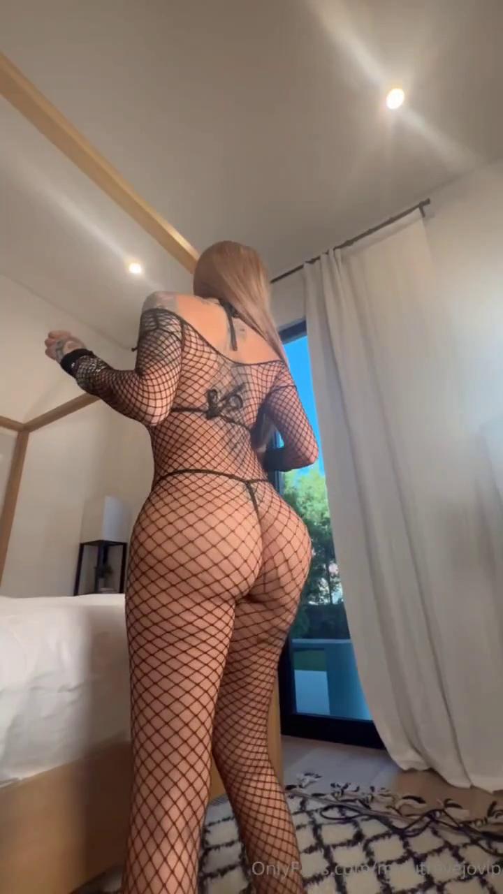 malu_trevejo_sexy_fishnet_bodysuit_onlyfans_video_leaked-ztrcdn