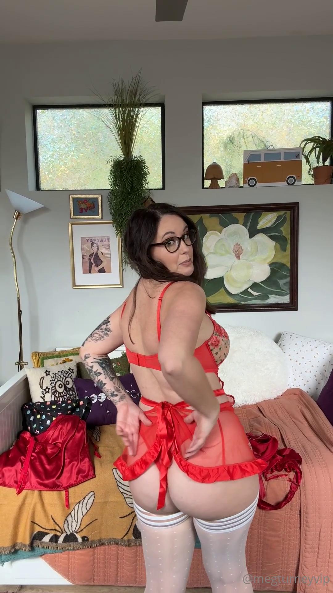meg_turney_nude_megmas_try_on_ppv_onlyfans_video_leaked-uqseoh