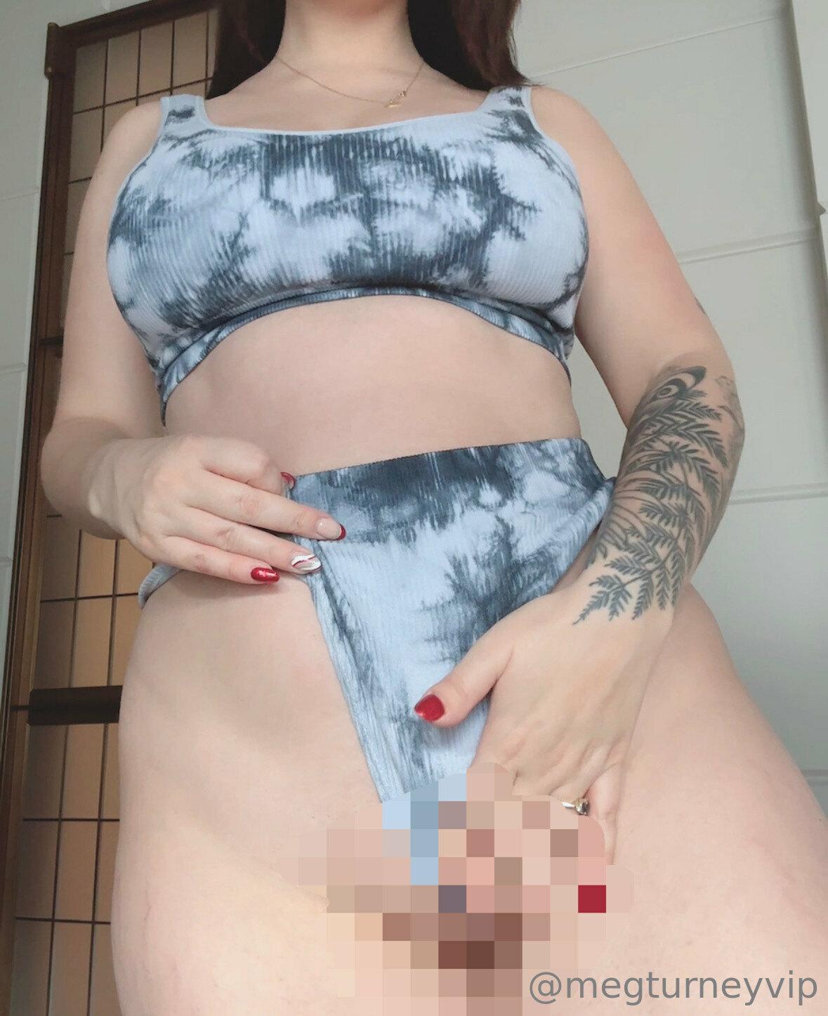 meg_turney_nude_pussy_tease_candids_onlyfans_set_leaked-ohibwi