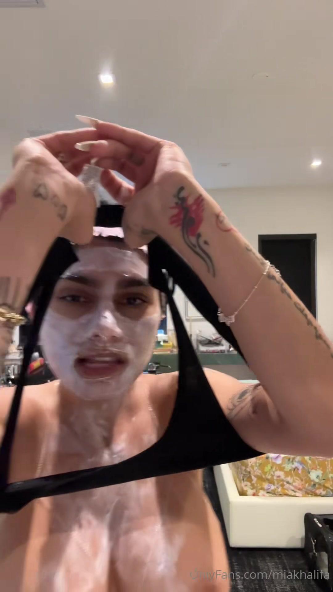 mia_khalifa_nude_shower_prep_onlyfans_video_leaked-yppqvd