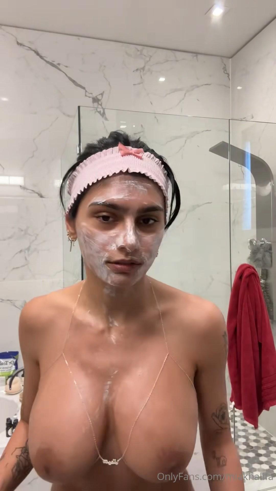 mia_khalifa_nude_shower_prep_part_2_onlyfans_video_leaked-ajekzk