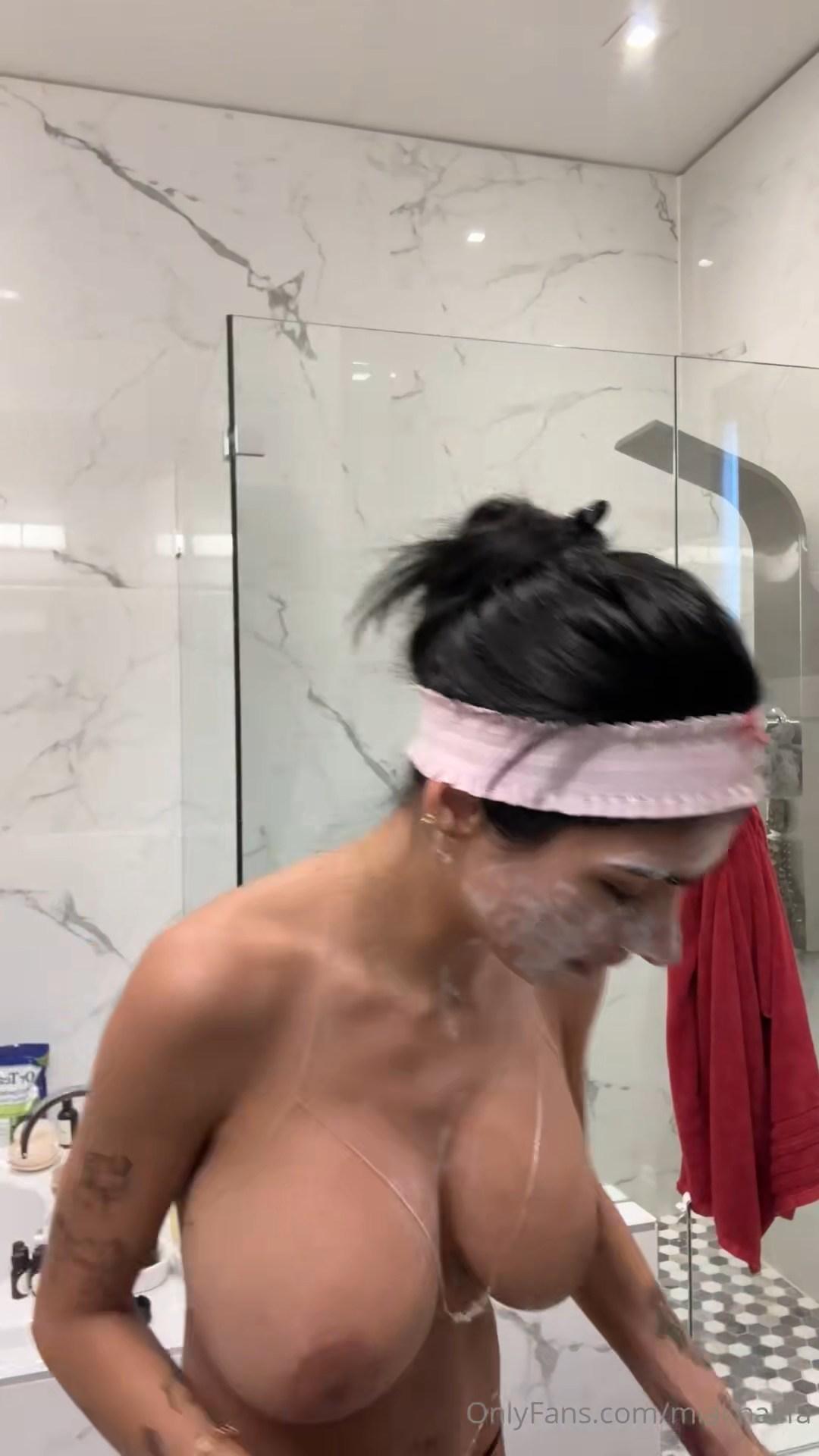 mia_khalifa_nude_shower_prep_part_2_onlyfans_video_leaked-zyvmfn