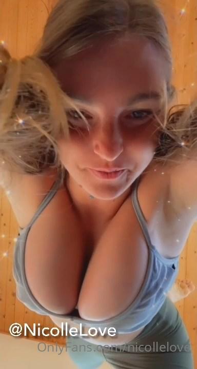 nicolle_off_grid_nipple_slip_yoga_onlyfans_video_leaked-xtfugr