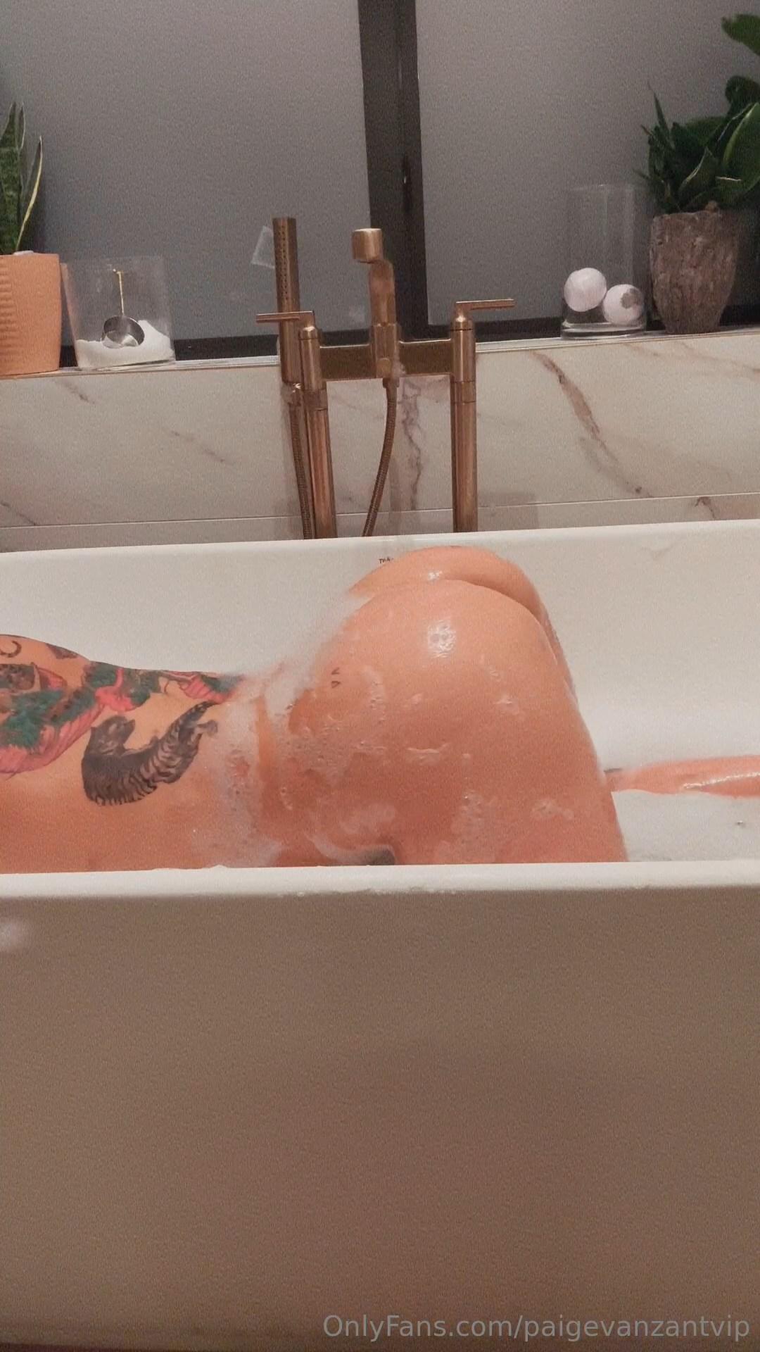 paige_vanzant_nude_butthole_reveal_onlyfans_video_leaked-dvthmb