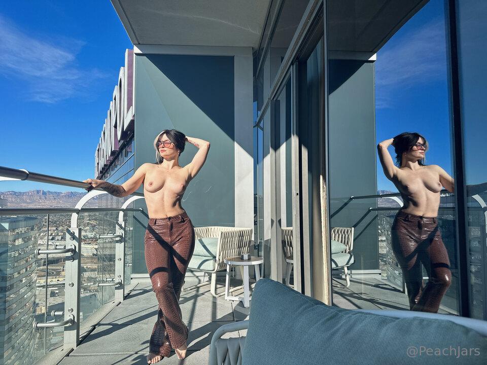 peachjars_nude_vegas_hotel_selfies_onlyfans_set_leaked-liyuwa