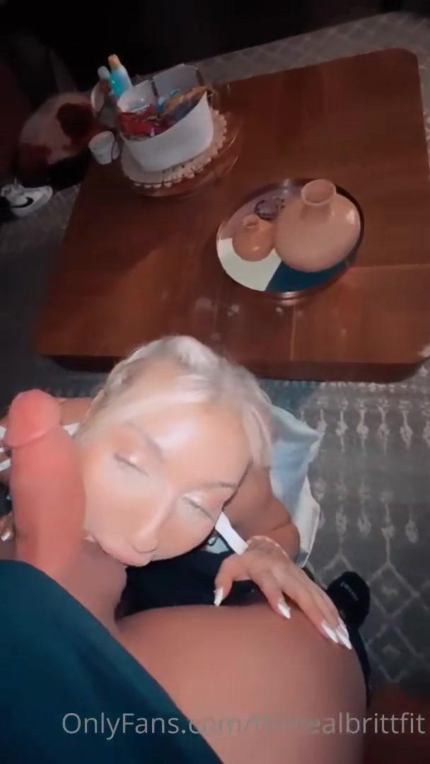 therealbrittfit_pov_blowjob_onlyfans_video_leaked-eookln