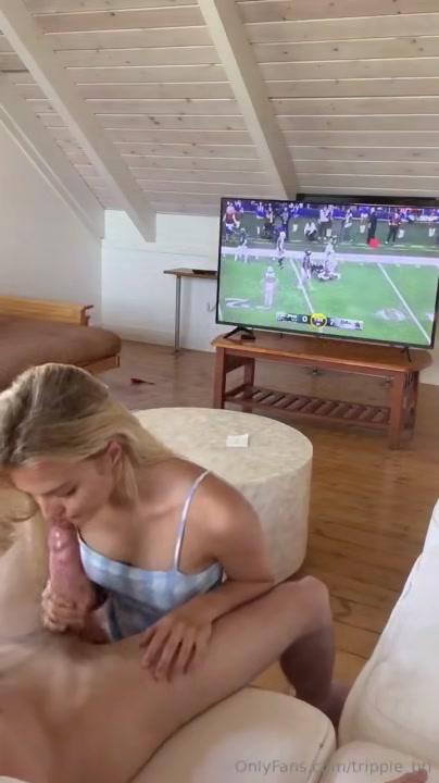 trippie_bri_football_game_blowjob_onlyfans_video_leaked-vcdpwg