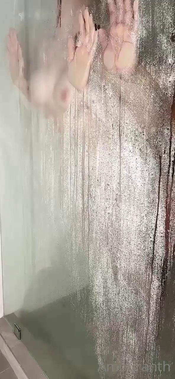 amouranth_nude_birthday_slut_cake_onlyfans_video_leaked-nhmeca