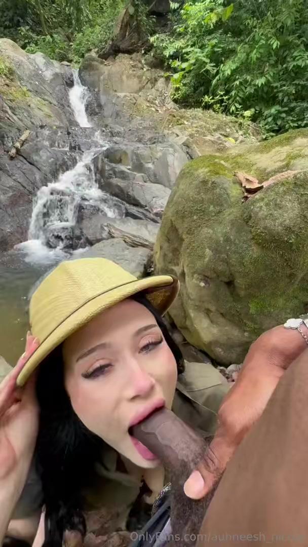 auhneesh_nicole_outdoor_blowjob_onlyfans_video_leaked-cojwit