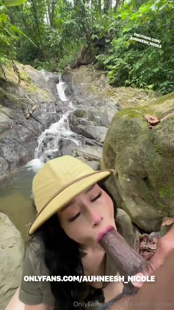 auhneesh_nicole_outdoor_blowjob_onlyfans_video_leaked-xrlmrl