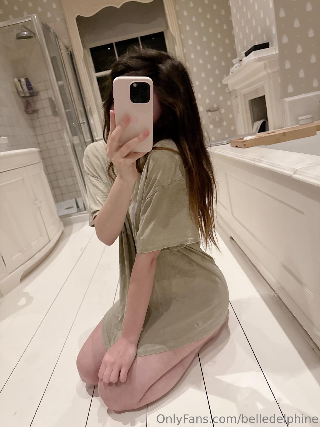 belle_delphine_nude_addicted_to_baths_onlyfans_set_leaked-vpnxkr
