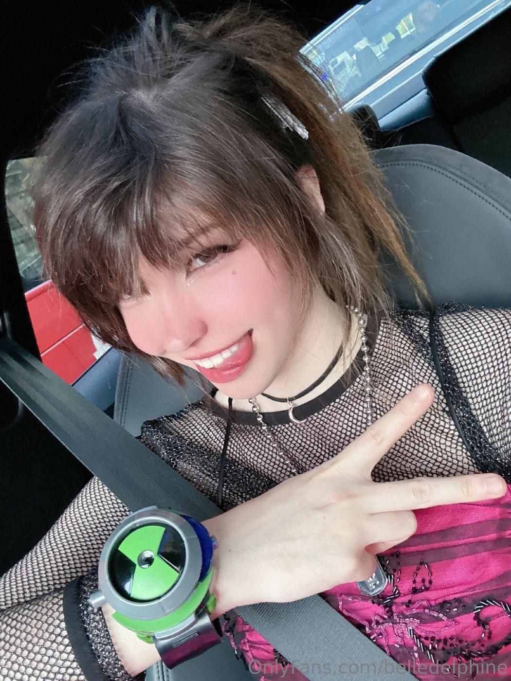 belle_delphine_nude_fishnet_outfit_onlyfans_set_leaked-jhlauu