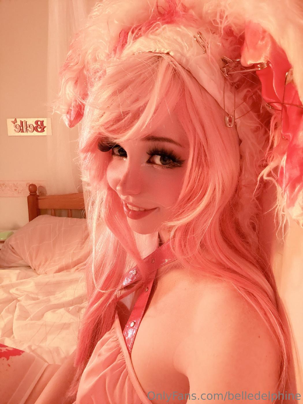 belle_delphine_sexy_pink_hair_onlyfans_set_leaked-kzflev