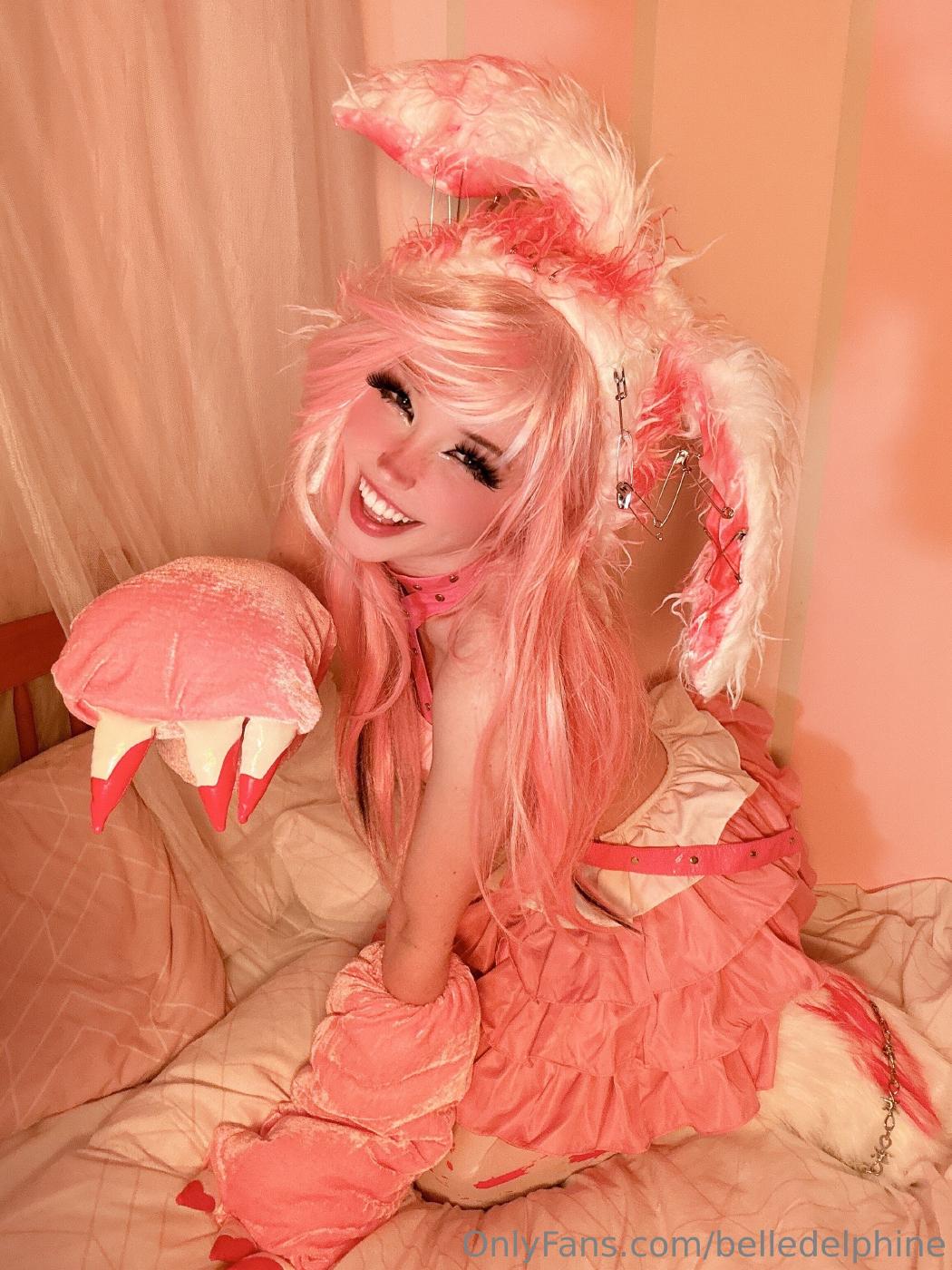 belle_delphine_sexy_pink_hair_onlyfans_set_leaked-wsztvk