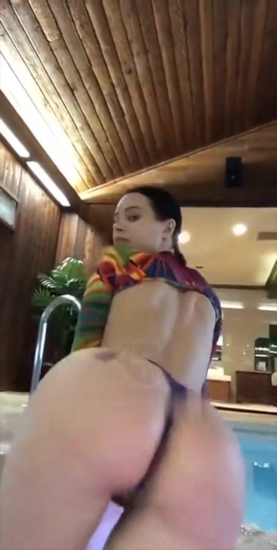 lana_rhoades_nude_hot_tub_blowjob_onlyfans_video_leaked-zpdnwg