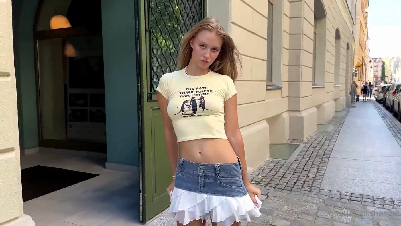 littlepolishangel_nude_public_flashing_onlyfans_video_leaked-pvxfno