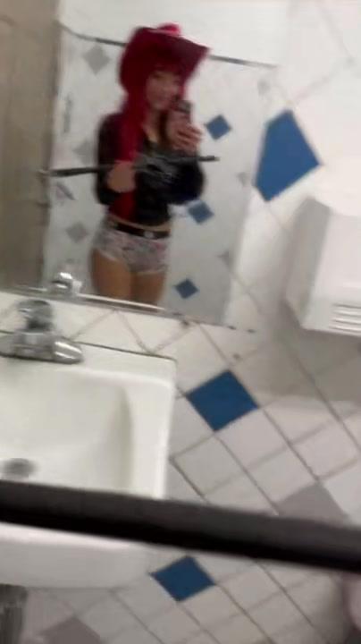 nala_ray_nude_gas_station_sex_onlyfans_video_leaked-swwnez