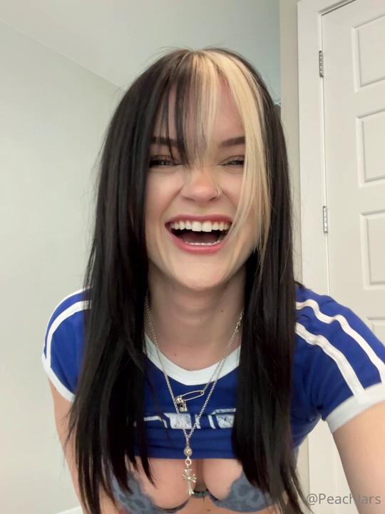 peachjars_playing_with_titties_onlyfans_video_leaked-mjqlec