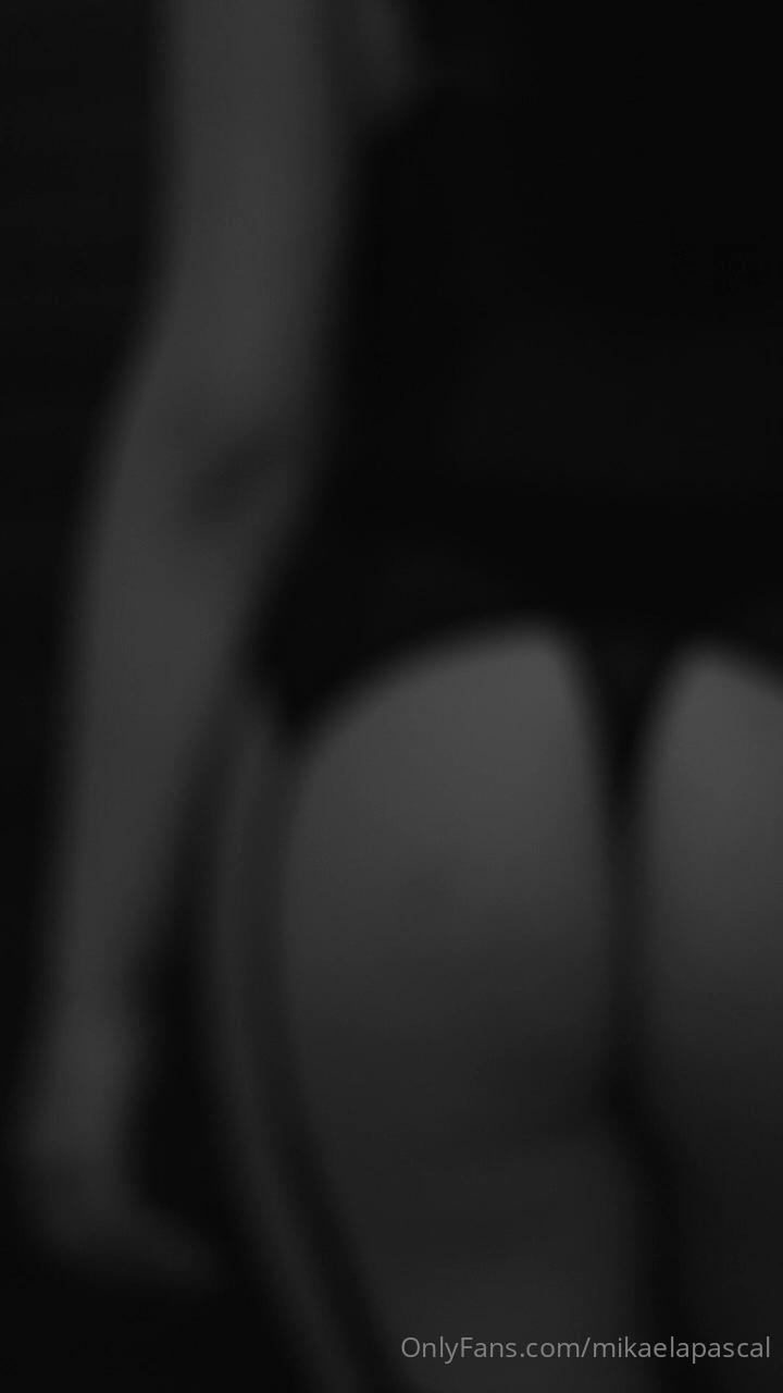 mikaela_pascal_bw_lingerie_stockings_onlyfans_video_leaked-wbelcr