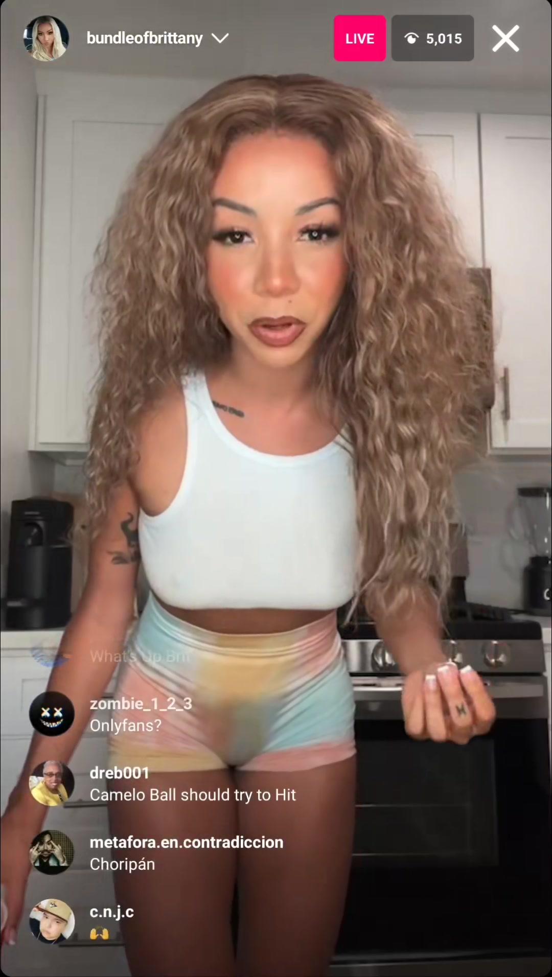 brittany_renner_nude_nipple_slip_livestream_video_leaked-axrypx
