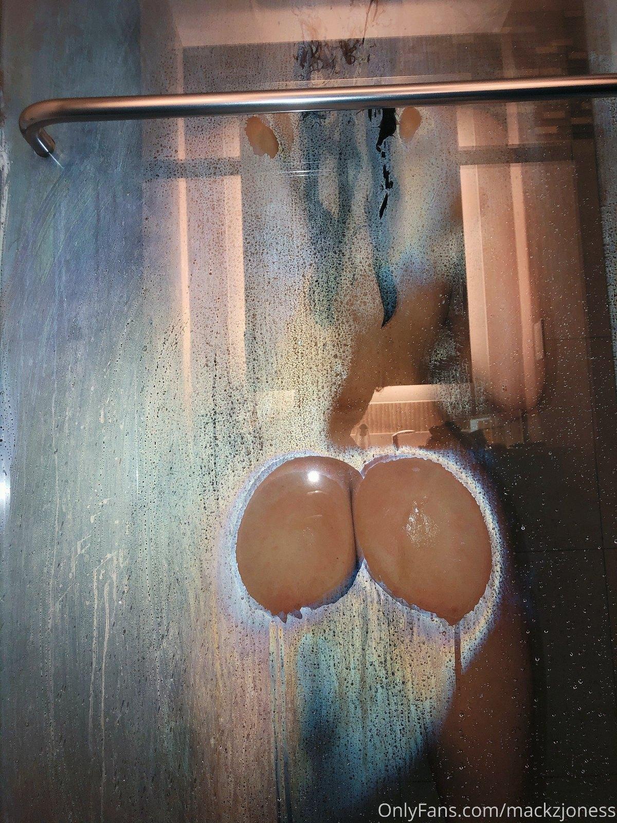 mackenzie_jones_nude_hotel_ass_tease_onlyfans_set_leaked-mxlzqp