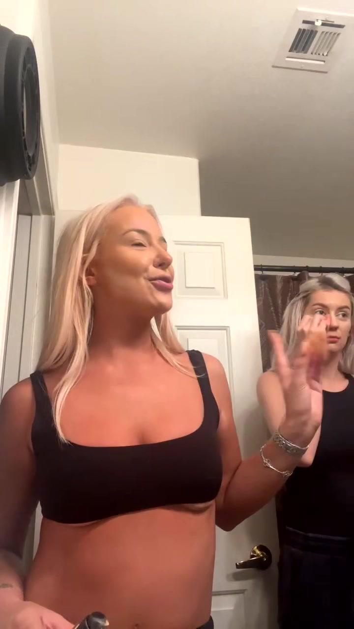 tana_mongeau_getting_ready_onlyfans_livestream_leaked-ghhndi