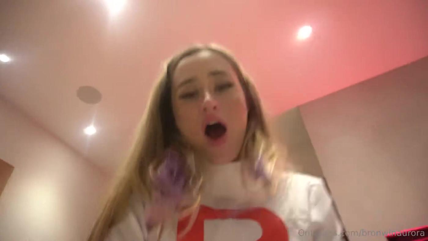 waifumiia_pokemon_cosplay_foursome_onlyfans_video_leaked-sjdsem