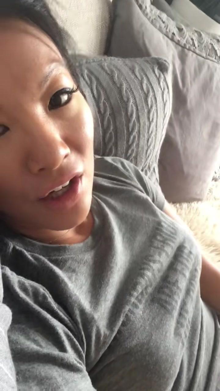 asa_akira_selfie_fingering_onlyfans_video_leaked-cfqhnq