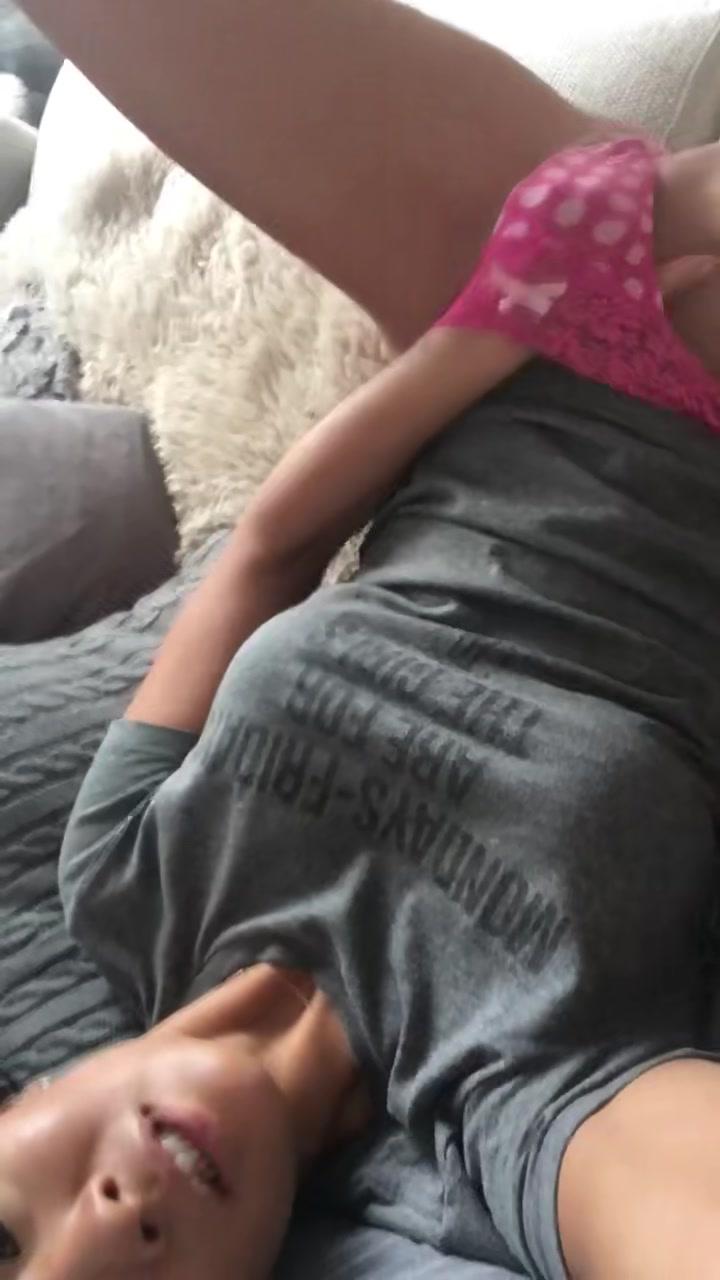 asa_akira_selfie_fingering_onlyfans_video_leaked-eyhoml