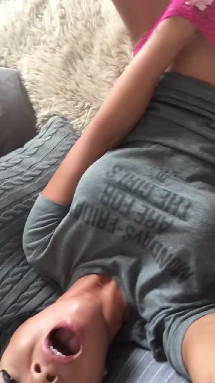 asa_akira_selfie_fingering_onlyfans_video_leaked-muttrw