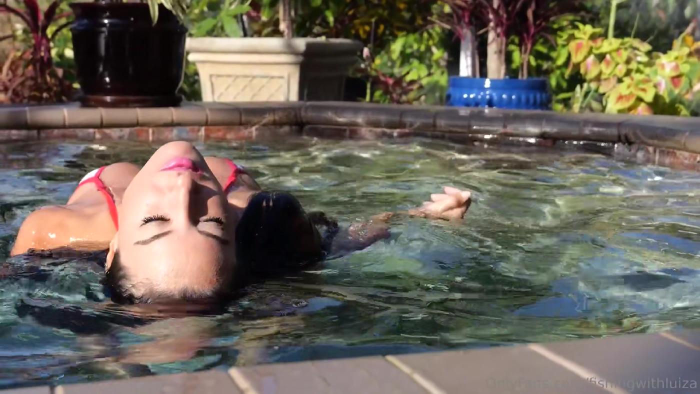 fishing_with_luiza_barros_bikini_tease_onlyfans_video_leaked-wcwgqi