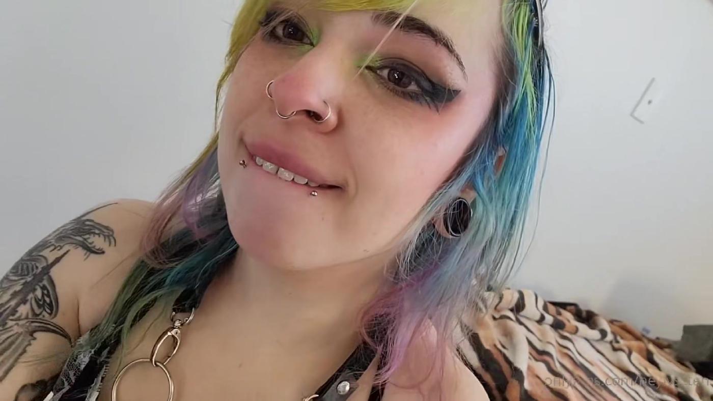 heylyssten_dildo_blowjob_close-up_onlyfans_video_leaked-ienjyy