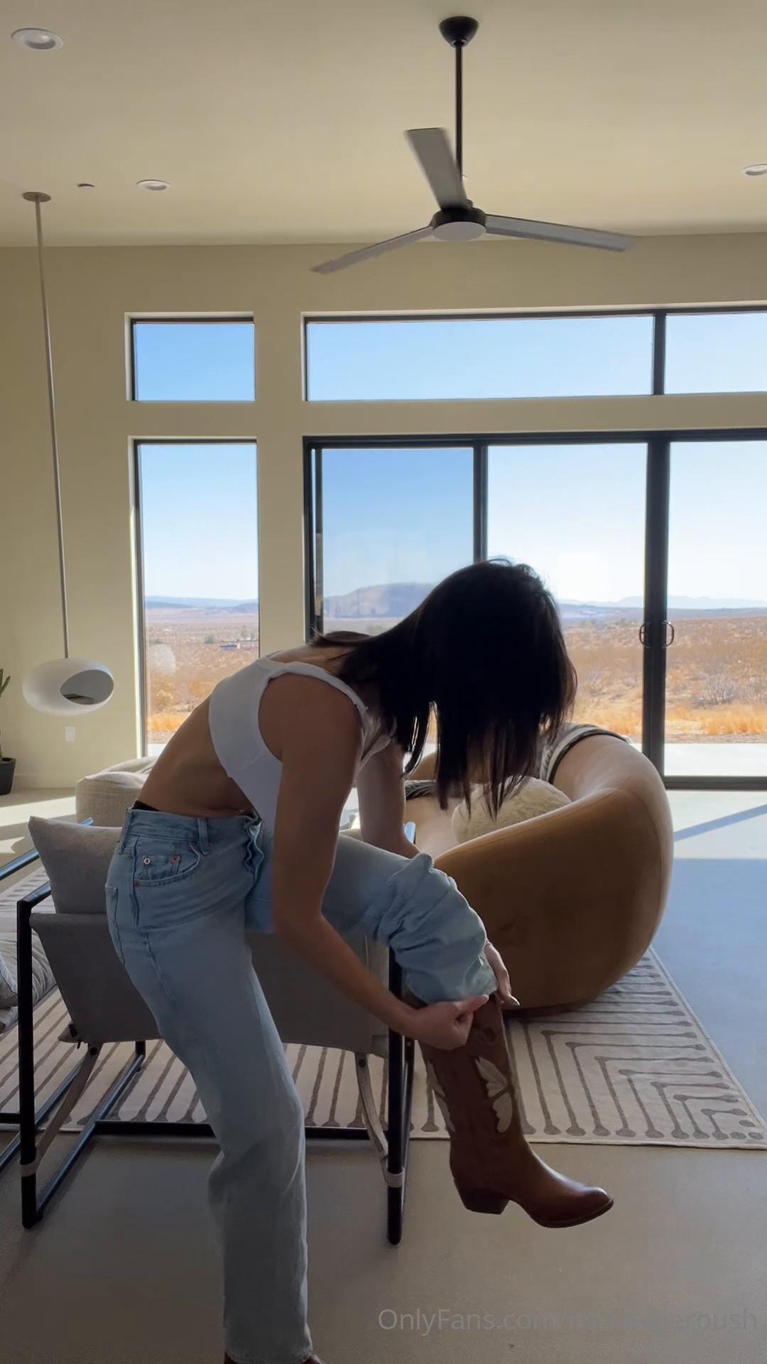natalie_roush_try-on_nipple_slip_onlyfans_video_leaked-vtflhx